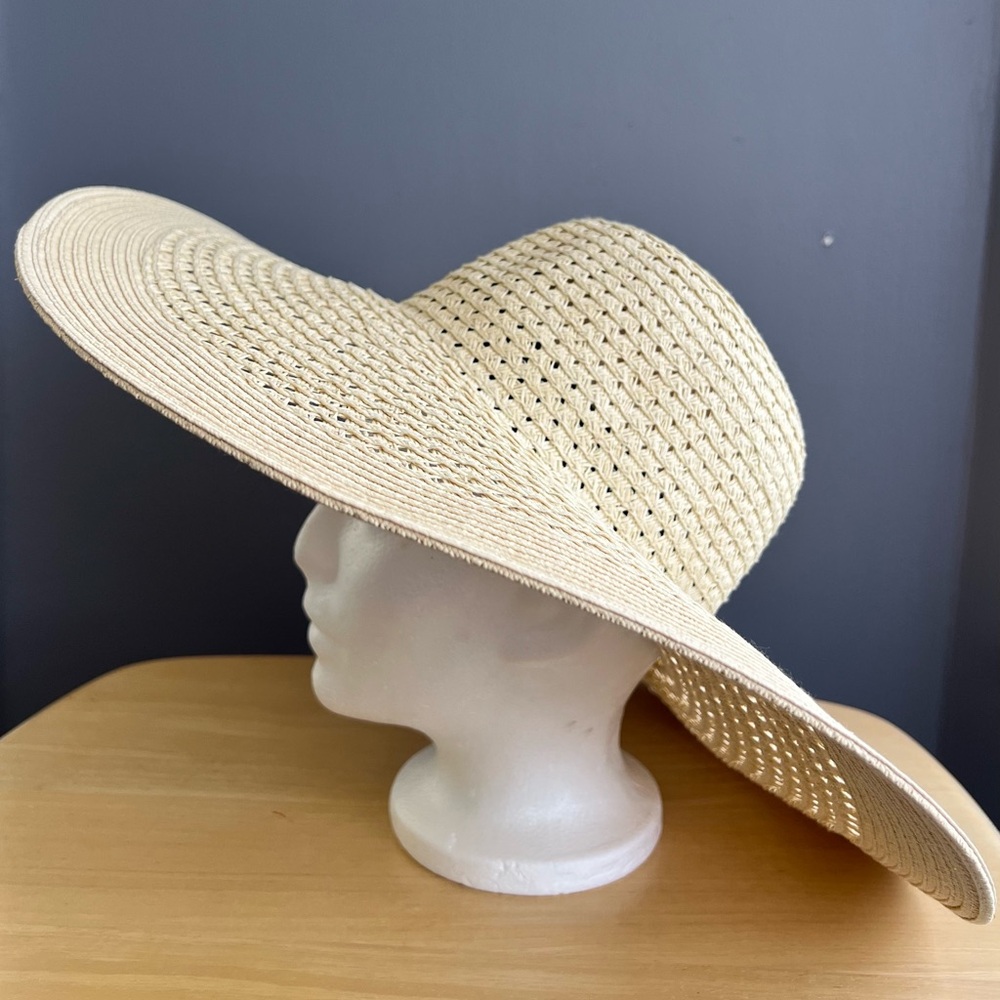 Echo Women's Wide-Brim Straw Sun Hat - Natural Cream is NWT